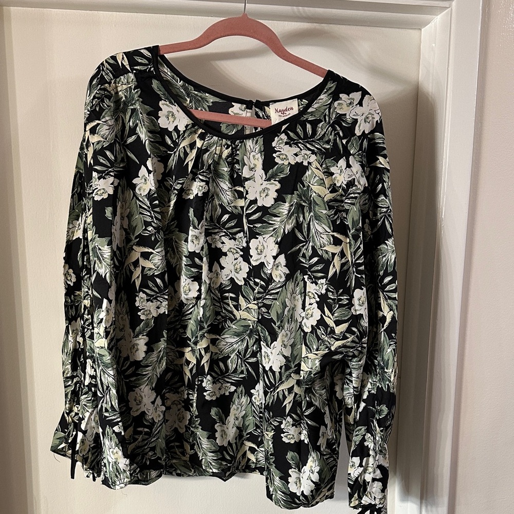 Floral Black and White Blouse by Magellan